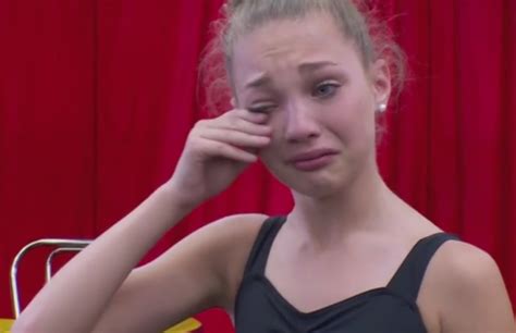 What Episode Does Asia Leave Dance Moms: A Multi-Layered Discussion